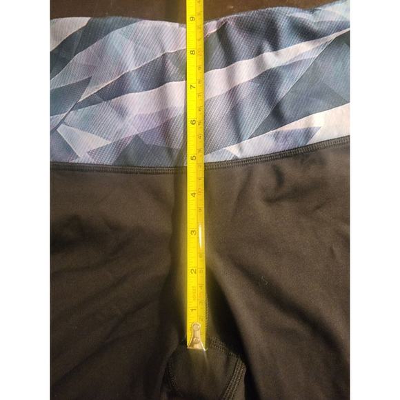 Lululemon‎ Womens Criss Cross Mesh Leggings Sz 4 Black Yoga Activewear - Picture 5 of 7